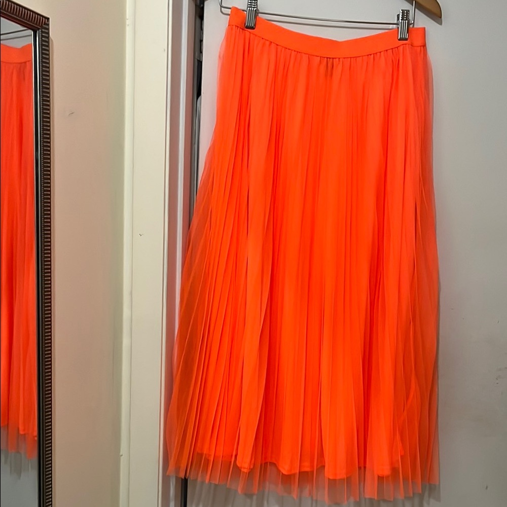 SHEIN Orange Pleated Midi Skirt for Night Out